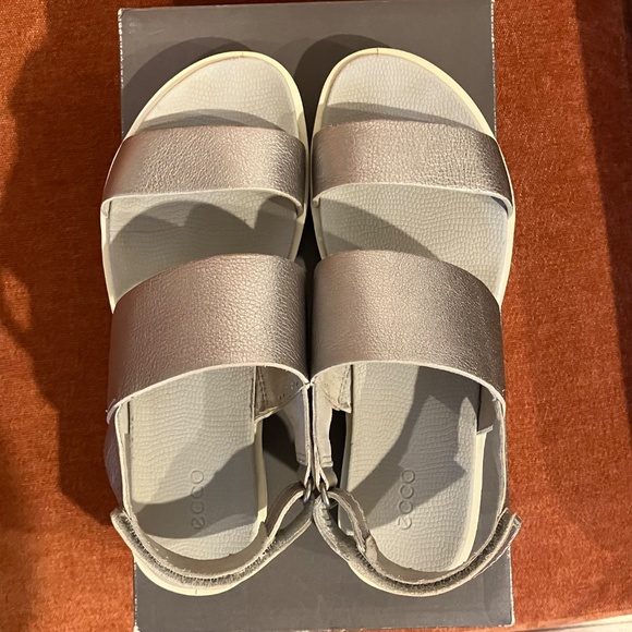 Ecco Freja Classic Women's EU 37 US 6 Sandals SILVER Double Strap Shoes Sandal - Picture 5 of 10
